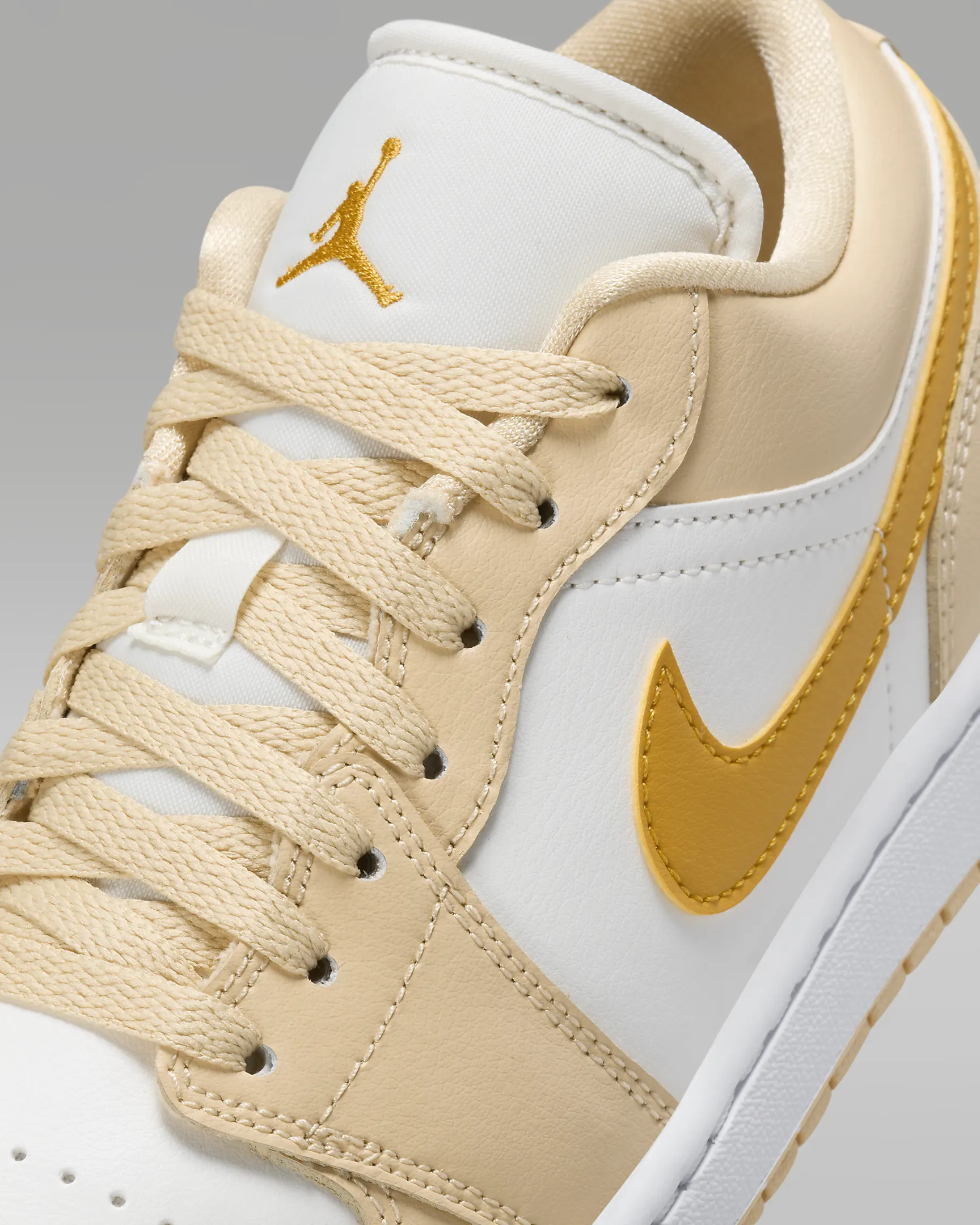 air-jordan-1-low-womens-shoes-rJrHLw-2