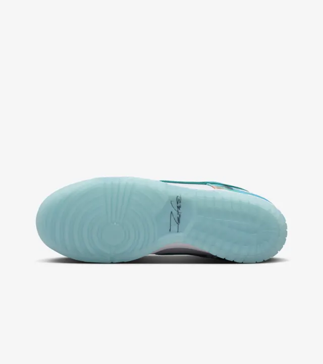 fecha-de-lanzamiento-de-los-nike-sb-dunk-low-x-futura-laboratories-white-and-geode-teal-hf6061-400-4