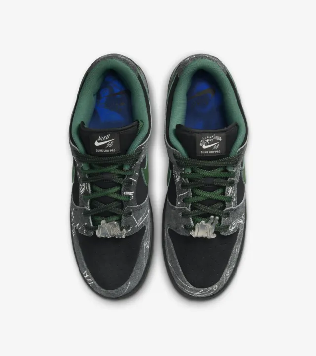 fecha-de-lanzamiento-de-los-nike-sb-dunk-low-pro-x-there-anthracite-and-gorge-green-hf7743-001