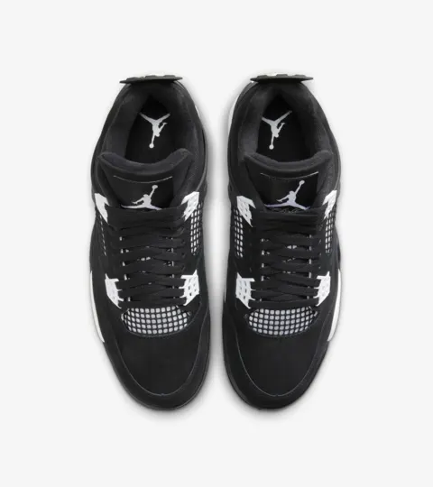 fecha-de-lanzamiento-de-los-air-jordan-4-white-thunder-fq8138-001