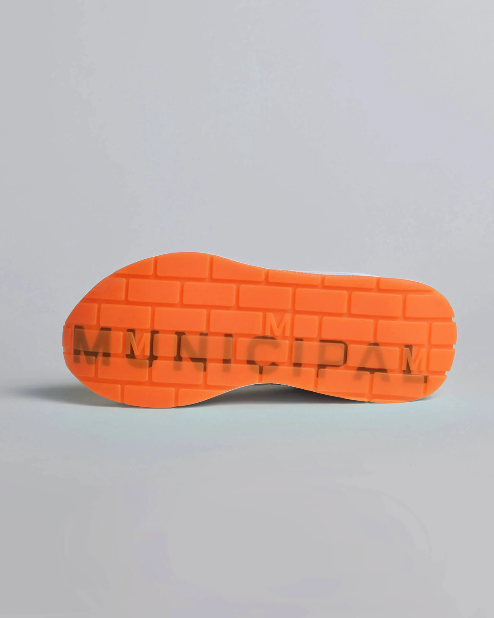 municipal-apparel_origin-shoe_ice-ice-poppy_MUFTW100_outside.jpg