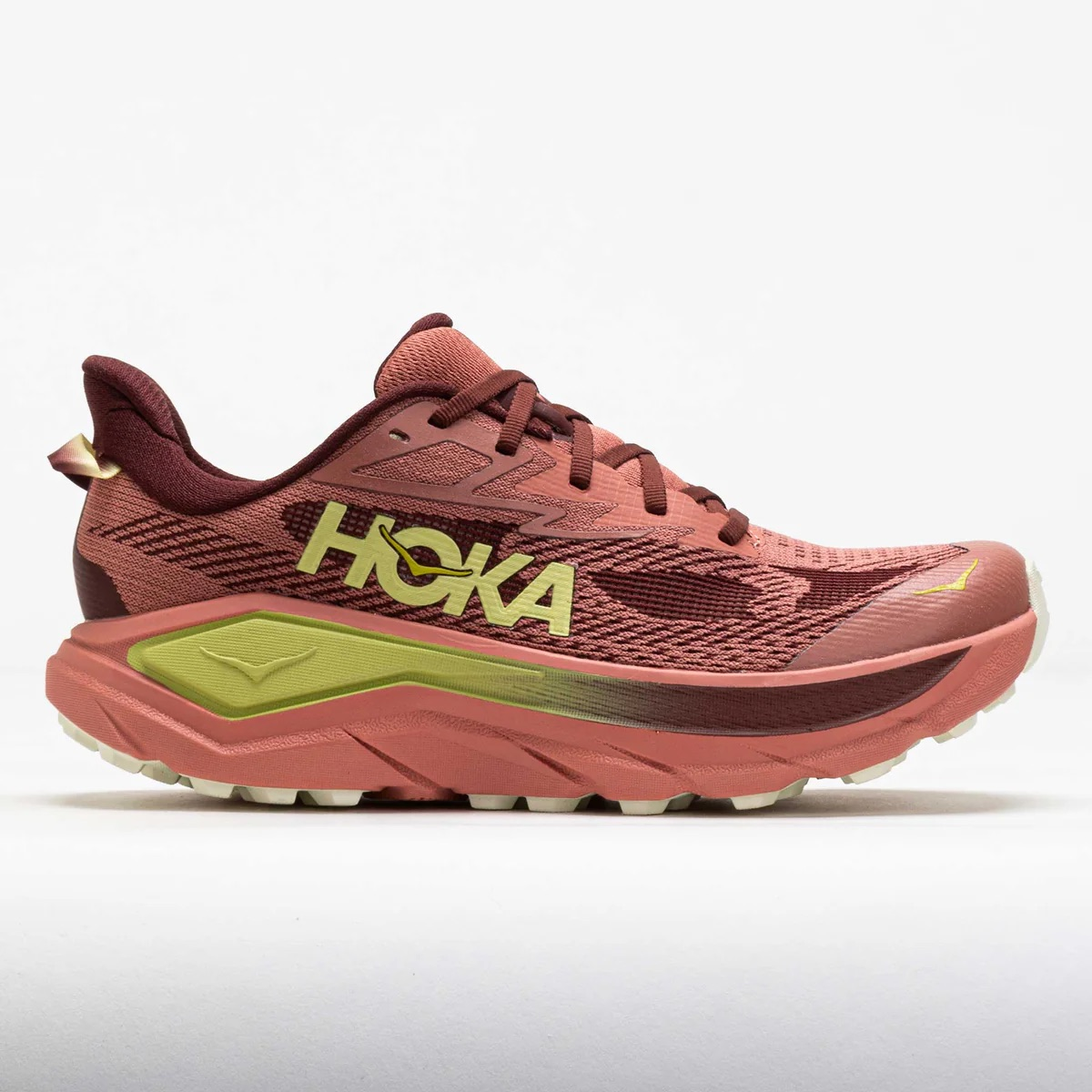 HOKA Challenger 8 trail