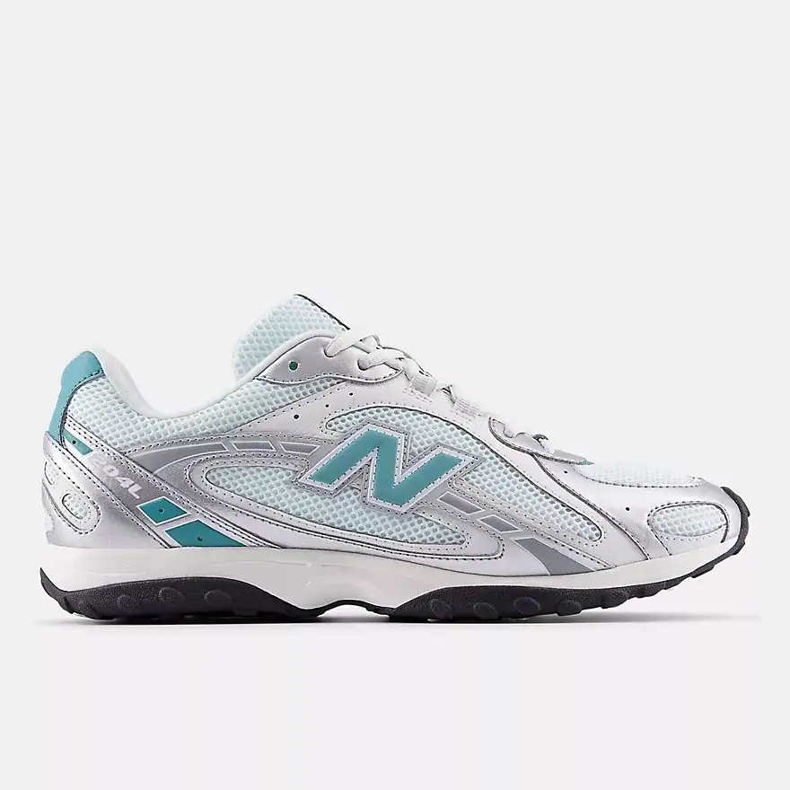 New Balance 204L