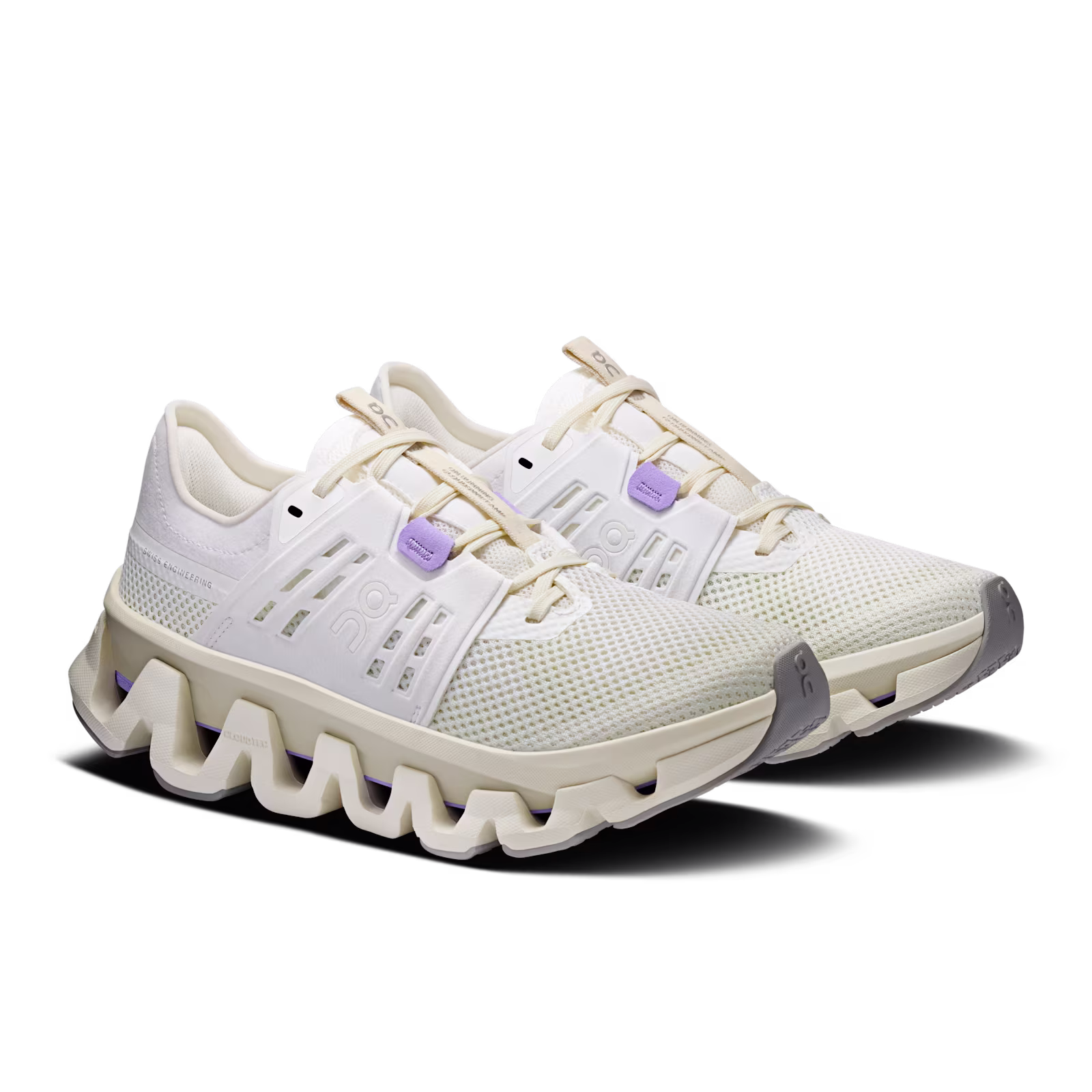 On Cloudswift Amp — Ivory / Ghost